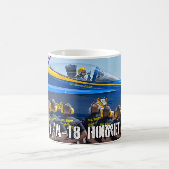 MUG F/A-18C HORNET (Centre)