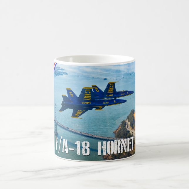MUG F/A-18C HORNET (Centre)