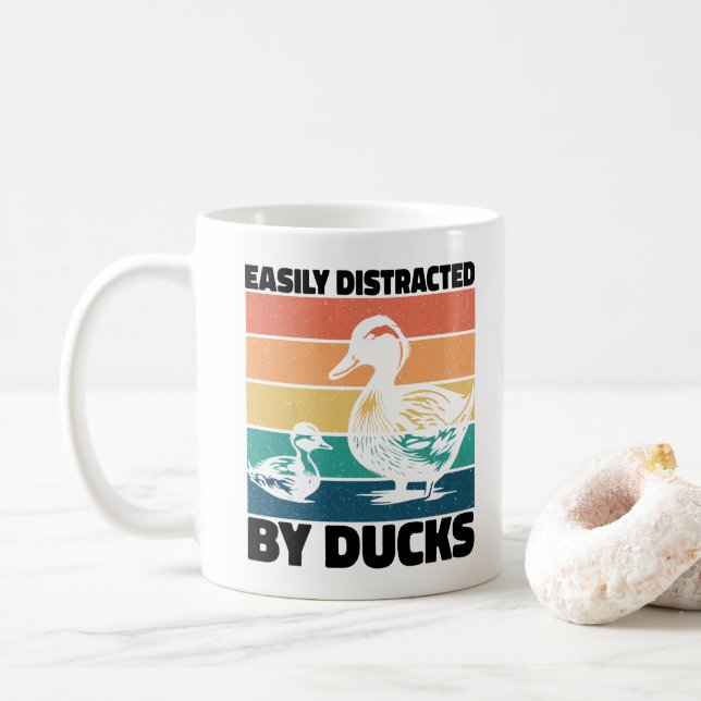 Mug Facilement Distrait Par Canards Amour Cool De L'Ag (Avec donut)