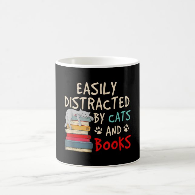 MUG FACILEMENT DISTRAIT PAR DES CHATS ET DES LIVRES (Centre)