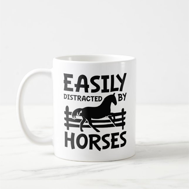 Mug Facilement Distrait Par Les Chevaux (Gauche)
