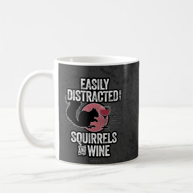 Mug Facilement distrait par les écureuils et le vin (Gauche)