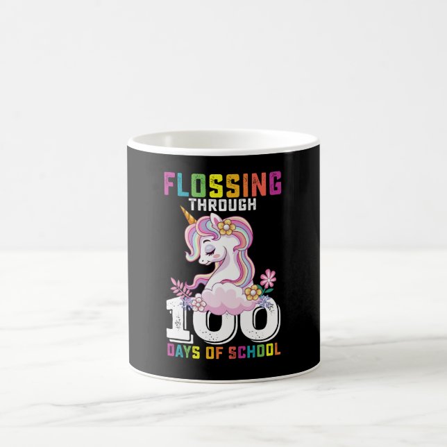 Mug Faire du flossing à travers la licorne des 100 jou (Centre)