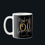 Mug Faire paraître 60 belles fêtes d'anniversaire en o<br><div class="desc">Faire paraître 60 belles fêtes d'anniversaire d'or en faveur du design cadeau. Partie d'une collection.</div>