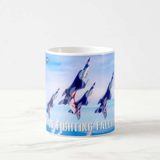 MUG FALCON DE COMBAT F-16C (Centre)
