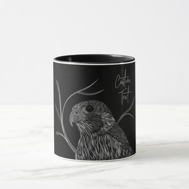 Mug Faucon pèlerin dans les branches de l'arbre avec é (Centre)