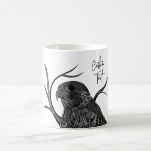 Mug Faucon pèlerin dans les branches de l'arbre avec é