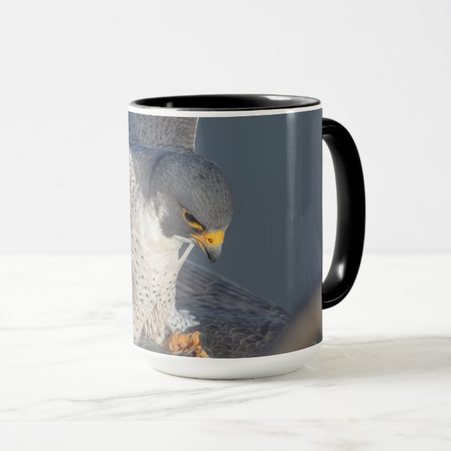 Mug Faucon pèlerin le long de la rivière Hudson (Devant droit)