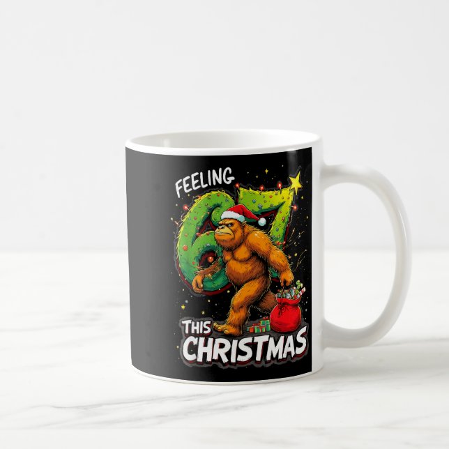 Mug Feeling 67 Funny Christmas Bigfoot Holiday  (Droite)