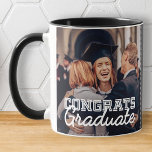 Mug Félicitations Diplômé Moderne Simple Photo Personn<br><div class="desc">Ce design simple et classique est composé de typographie serif et ajoute une photo personnalisée</div>