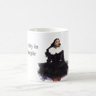 Mug Femme noire jolie en robe violette