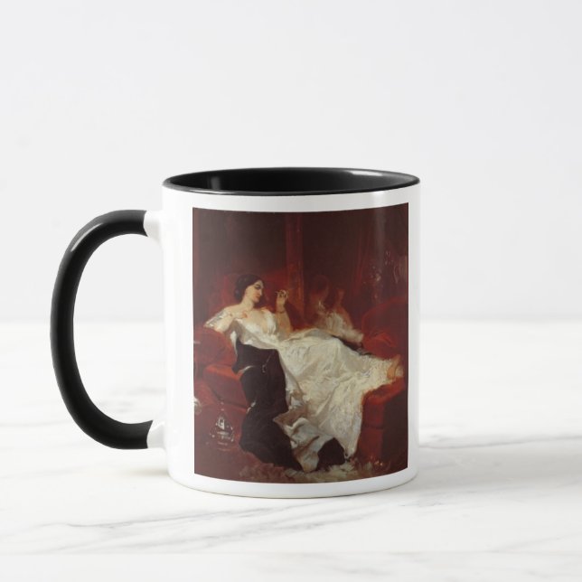 Mug Femme sur un sofa rouge (Gauche)