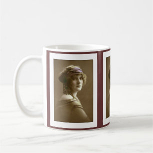 Mug femme victorienne cheveux en perles et foulard