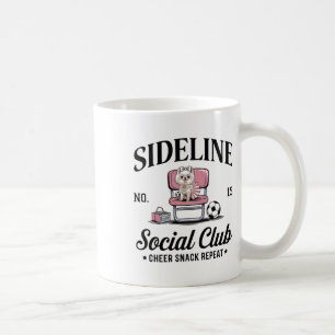 Mug Femmes en marge du club social Footballeuse maman 