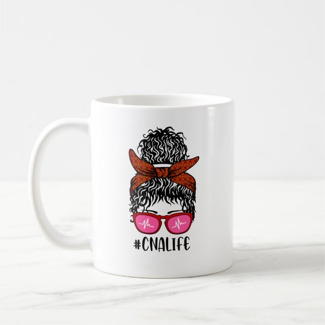 Mug Femmes Infirmière vie RN LPN CNA Messy Bun (Gauche)