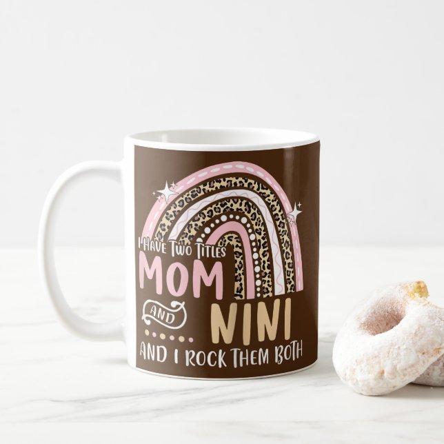 Mug Femmes J'Ai Deux Titres Maman Nini Rainbow Nouveau (Avec donut)