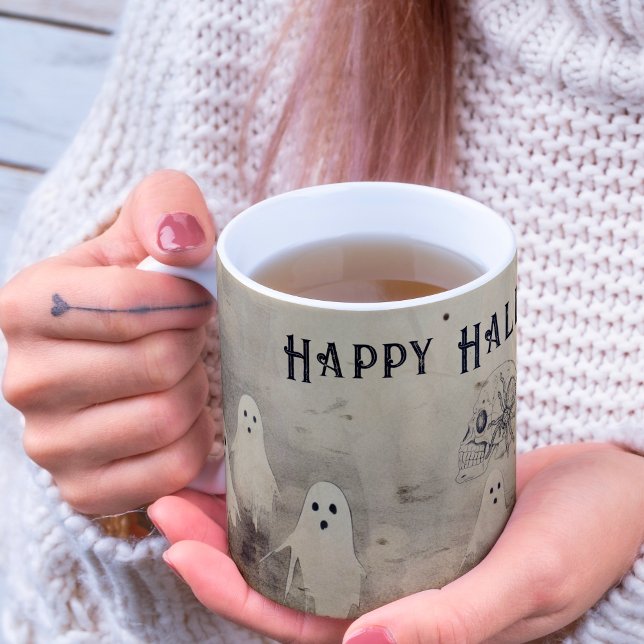 Mug Fête d'Halloween pour adultes Vintage Fantôme crân (Adult vintage Halloween Ghosts with eerie skull. Hauntingly Stylish.)