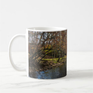 Mug Feuille coloré automne réflexions sur le flux d'au