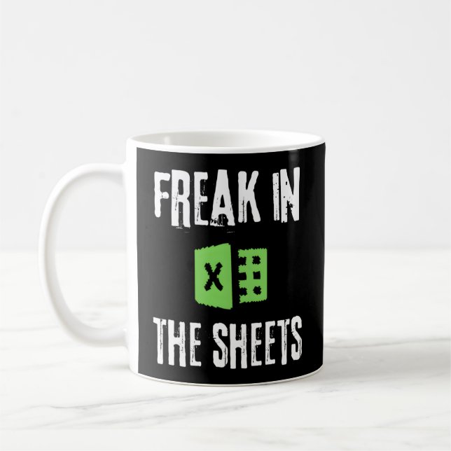 Mug Feuille De Calcul De Comptable Freak Dans Les Feui (Gauche)
