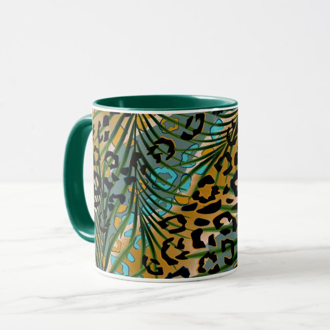 Mug Feuilles de palmier sur fond léopard. (Devant gauche)