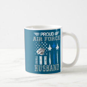 Mug Fier époux de l'armée de l'air graduation de l'arm