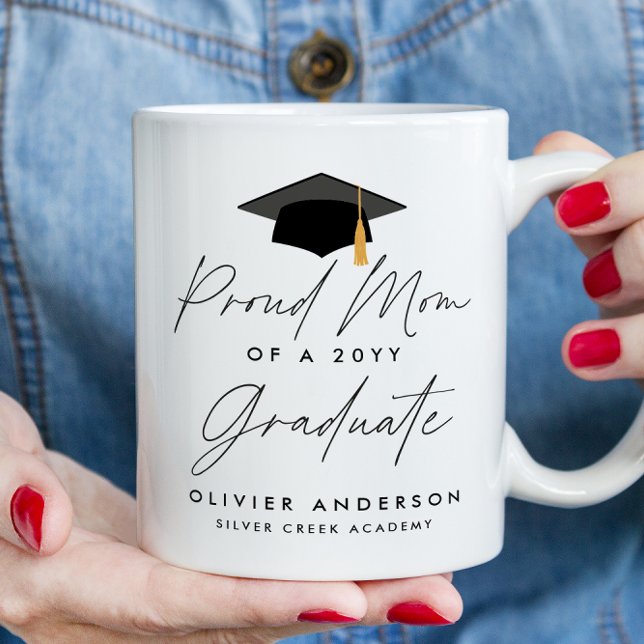 Mug Fier maman d'une classe de 2022 script de diplôme (Créateur téléchargé)