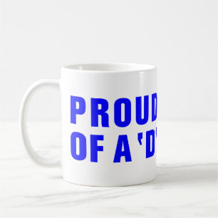 MUG FIER PARENT D'UN ÉTUDIANT "D"