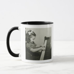 Mug Fille jouant le piano
