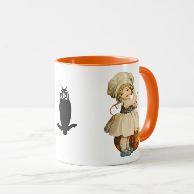 Mug Fille sculptant une pomme Halloween (Devant droit)