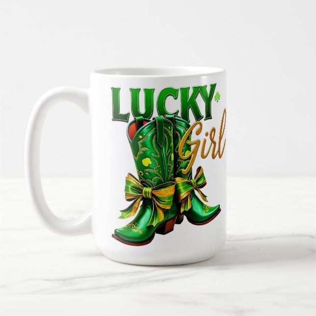 MUG FILLE VERTE LUCKY AVEC DES BOOTS OCCIDENTAUX BRILL (Gauche)