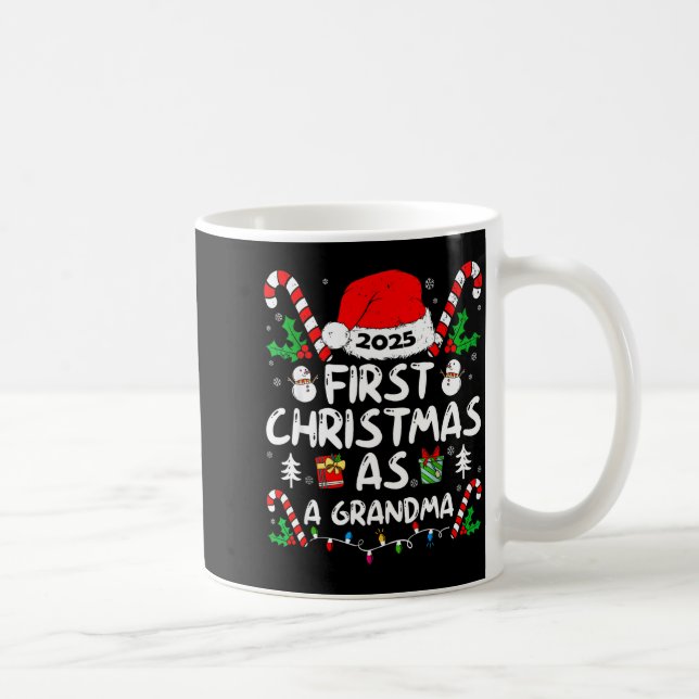 Mug First Christmas As A Grandma 2025 Family Matching  (Droite)