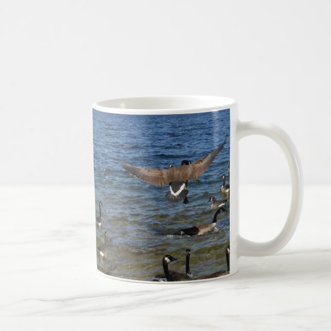Mug First goose to fly, geese on lake Arrowhead (Droite)
