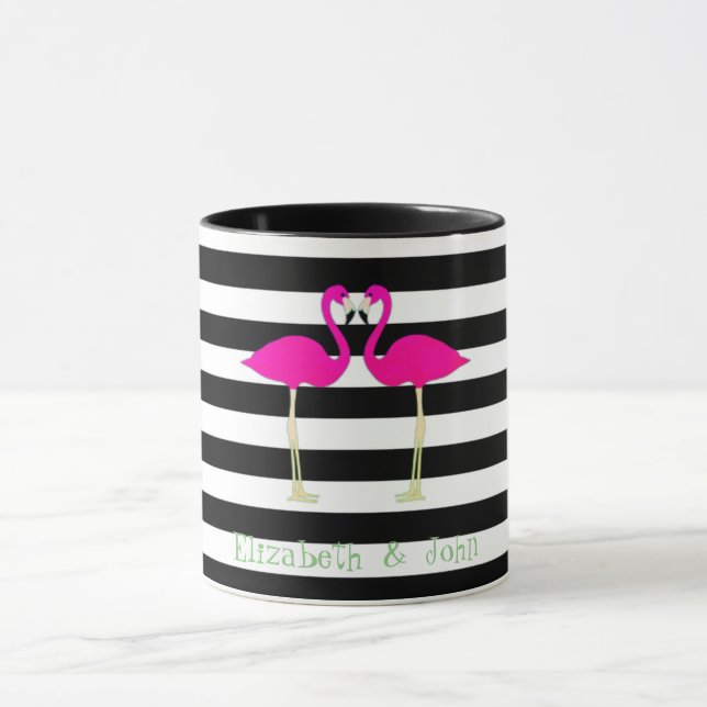 Mug Flamants roses, rayures noires et blanches, person (Centre)