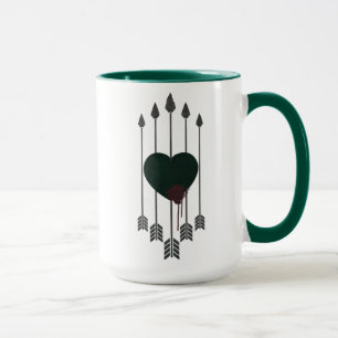 Mug Flèches de la flèche   tirées par le coeur