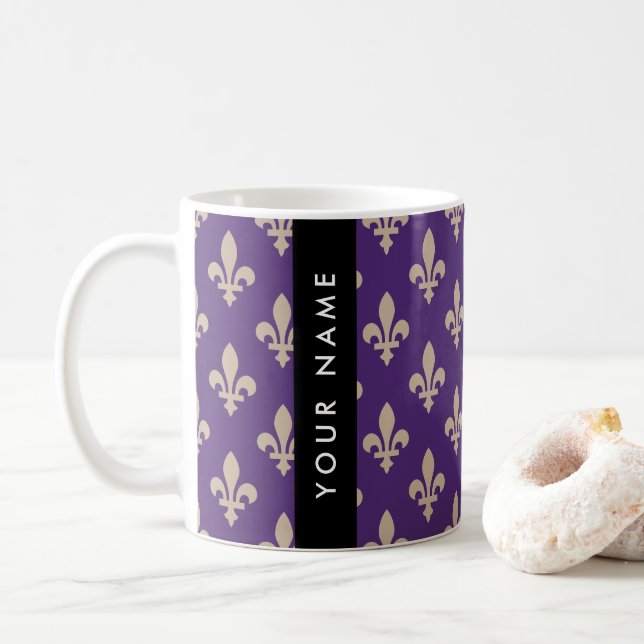 Mug Fleur de Lis, Beige sur Violet, Royal, Votre Nom (Avec donut)