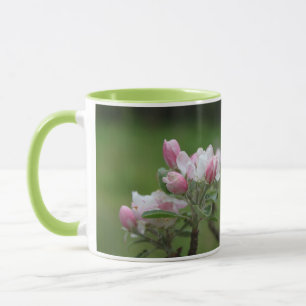 Mug fleur de pommier et feuilles vertes