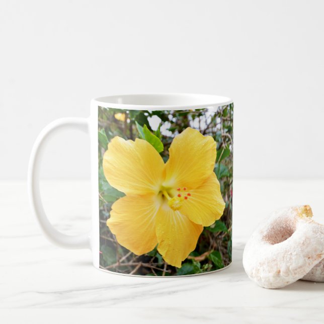 Mug Fleur d'Hibiscus jaune doré, (Avec donut)