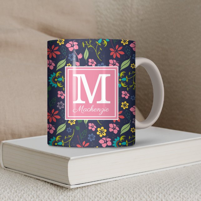 Mug Fleurs de Bohême Fille Bleu Marine | Monogramme ro (Girly Bohemian Flowers Navy Blue and Pink Monogram Coffee Mug)