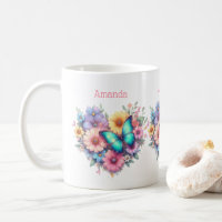 Fleurs de marguerite avec un beau papillon