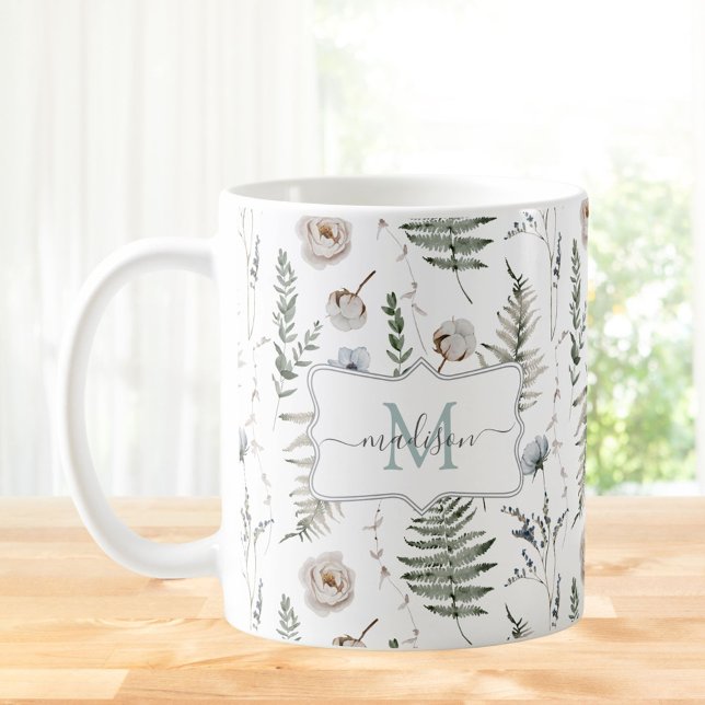 Mug Fleurs de monogramme et feuilles de fougère floral (In situ)