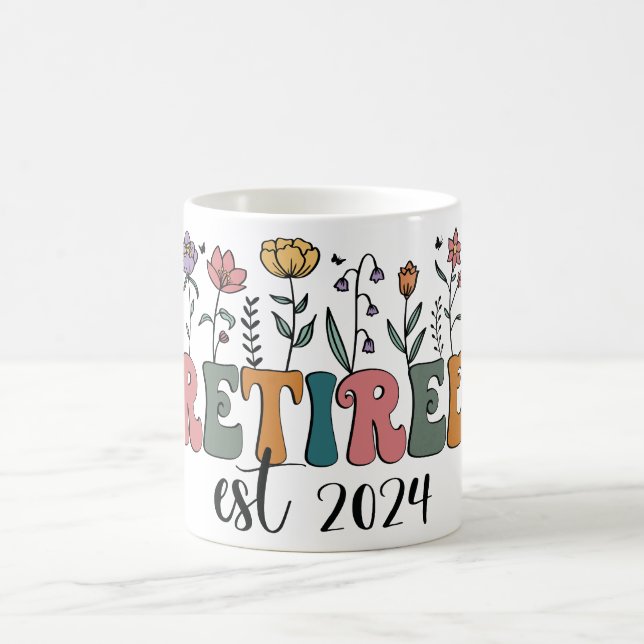 Mug Fleurs de retraite Retraitée Établi 2024 Fleurs sa (Centre)