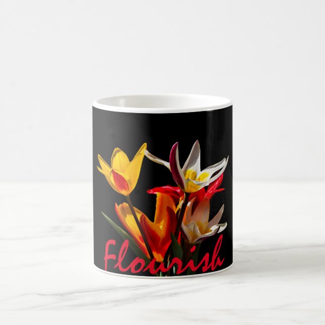 Mug Fleurs de tulipe - Prospérer Sombre (Centre)