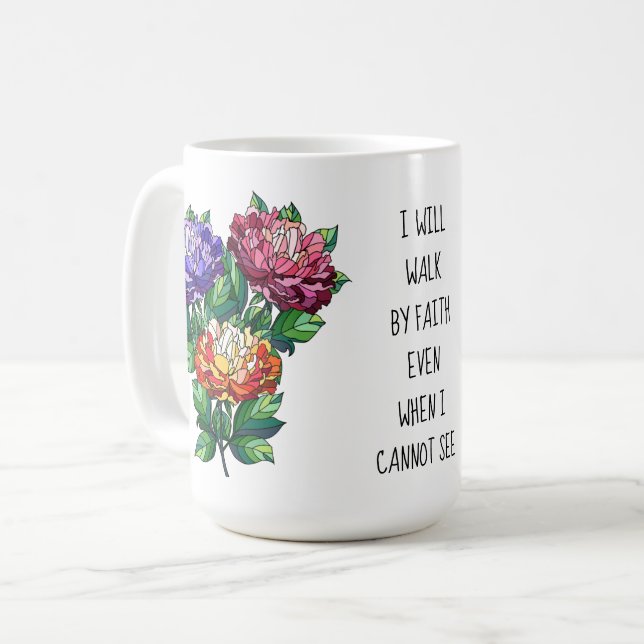 Mug Fleurs peintes avec vers de 2 Corinthiens 5:7 (Devant gauche)