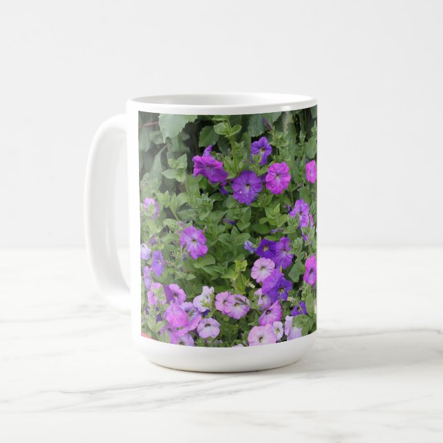 Mug Fleurs printanières Jardin pourpre Petunia Photo f (Devant gauche)
