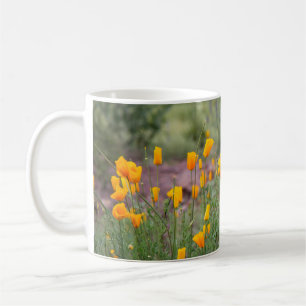 Mug fleurs sauvages beaux et parfumés poussant en tucs