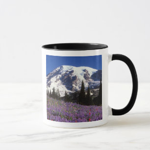 Mug fleurs sauvages estivales au pied du mont Rainier,