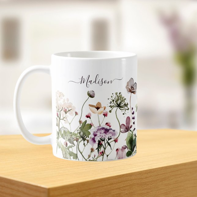 Mug Fleurs sauvages violettes aquarelle  (In situ Kitchen table)