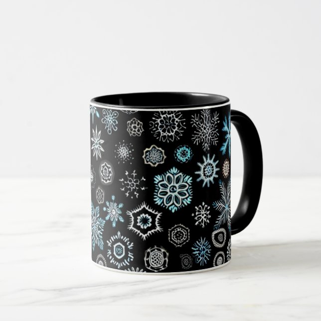 Mug Flocons de neige bleus de Noël (Devant droit)