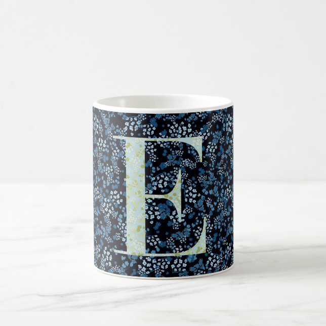 Mug Floral Elegant Classy Monogramme E bleu avec phras (Centre)