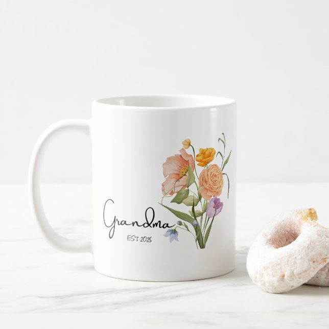 Mug Floral Grandma Est 2025, Cadeaux Faire-part bébé (Avec donut)